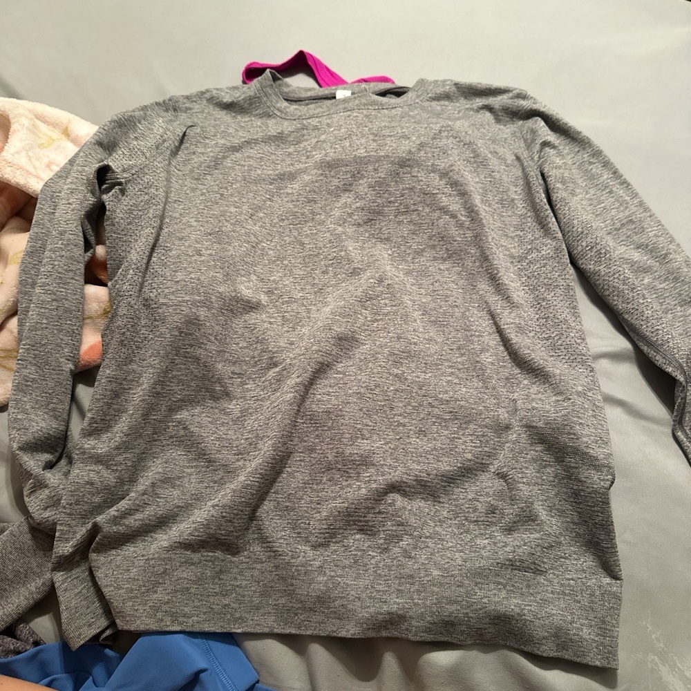 lululemon athletica Gray Long Sleeve Top